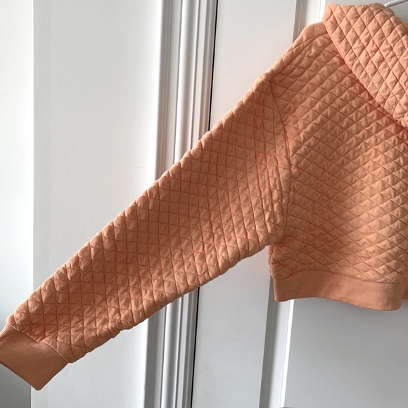 ASOS Threadbare Maddox Crop Quilted Hoodie - Picture 7 of 8